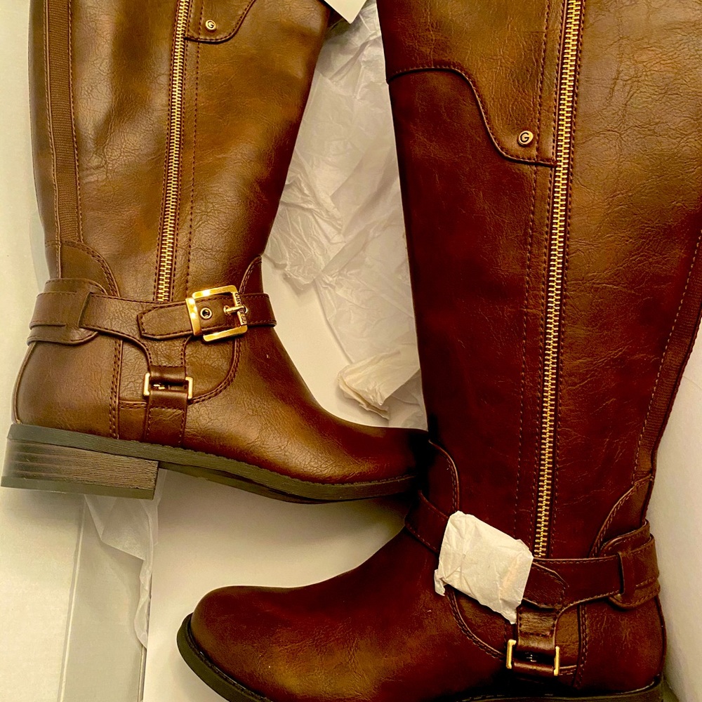 **New, never worn** Guess boots size 7.5 wide calf
